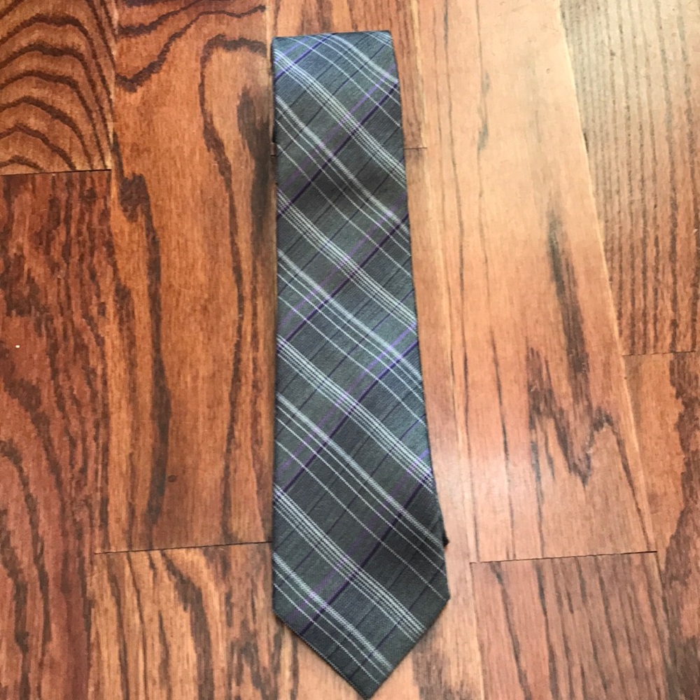 Calvin Klein 100% Silk Tie